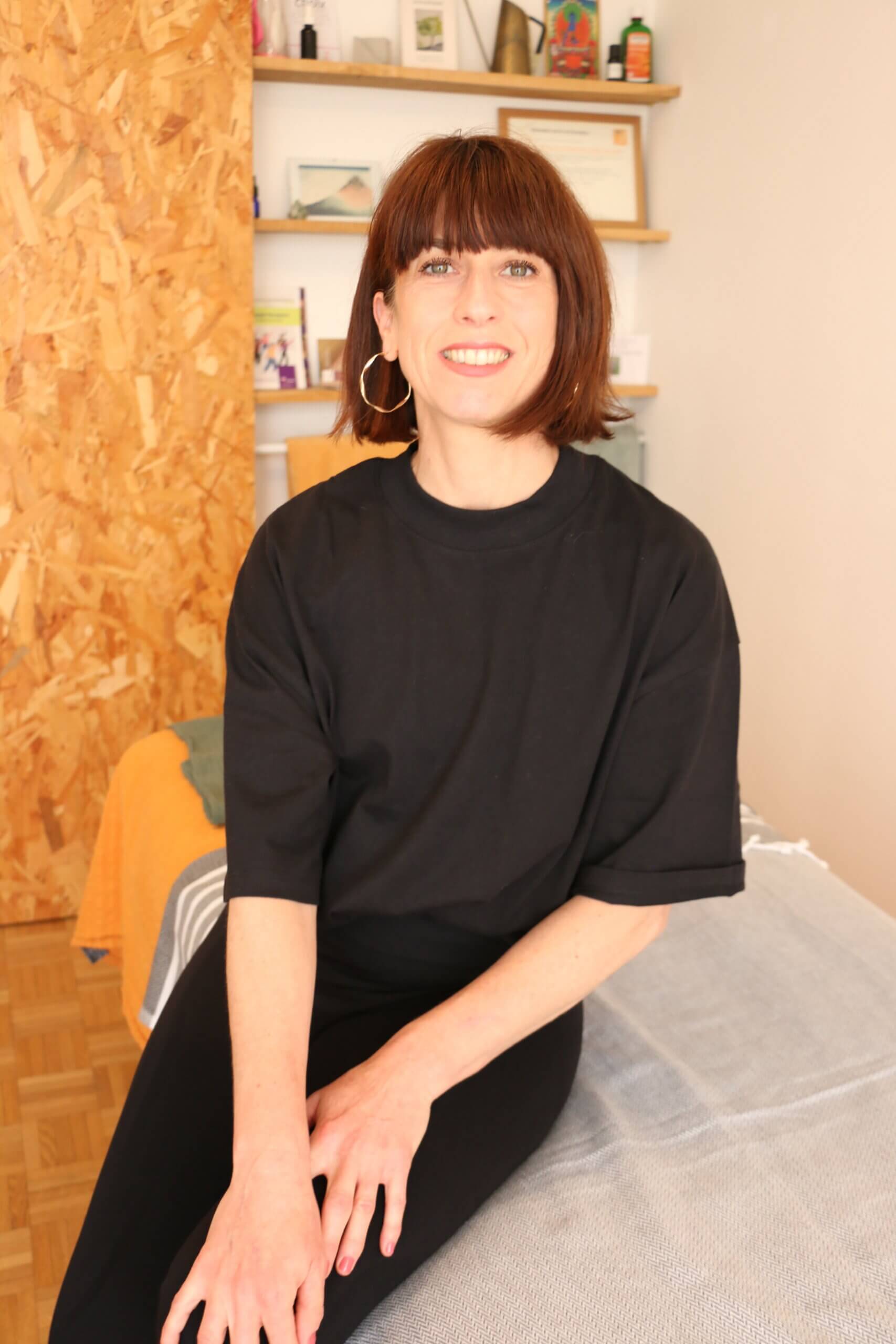 Laure de Corps en résonance, massage bien-être à Montreuil